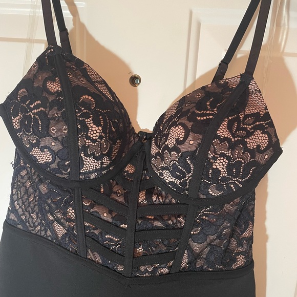 Windsor Lacey Top Mini Dress Bustier Style Medium, Measurements added to pics! - Picture 6 of 9